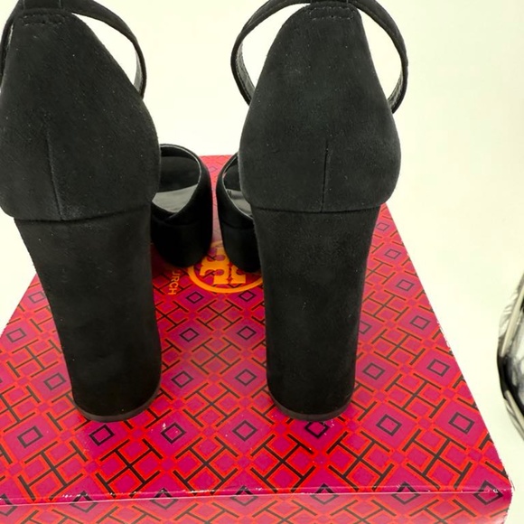 New Tory Burch Platform Sandals Size 8 - Picture 17 of 17